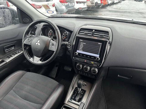 2024 Mitsubishi Outlander Sport SE