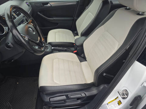 2016 Volkswagen Jetta 1.8T Sport