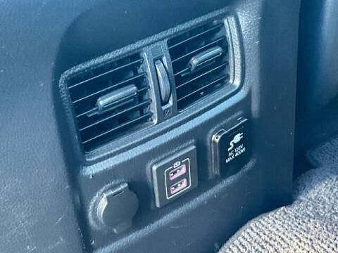 2019 Nissan Titan SV