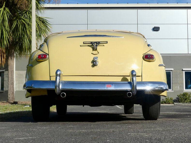 1948 Ford Super Deluxe