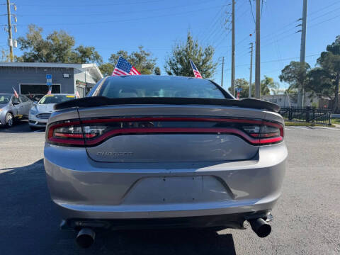 2015 Dodge Charger SE