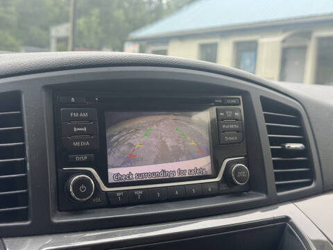 2017 Nissan Quest SV