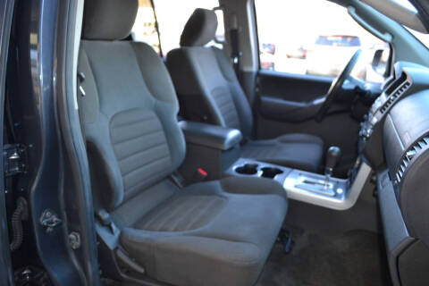 2012 Nissan Pathfinder SV