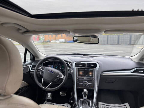 2016 Ford Fusion Energi Titanium