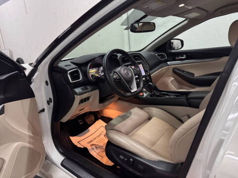 2017 Nissan Maxima 3.5 SV