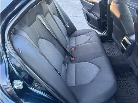 2018 Toyota Camry Hybrid LE