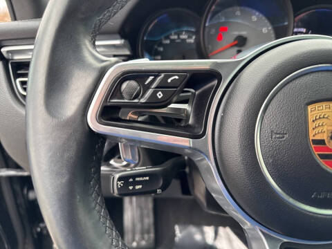 2020 Porsche Macan S