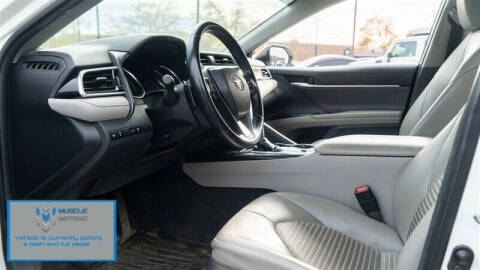 2018 Toyota Camry Hybrid SE