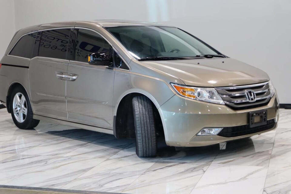 2013 Honda Odyssey for sale at IMD MOTORS, INC in Dallas, TX