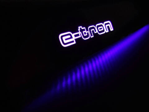 2024 Audi e-tron GT quattro Premium Plus