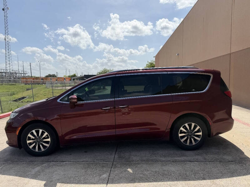 2021 Chrysler Pacifica Touring L