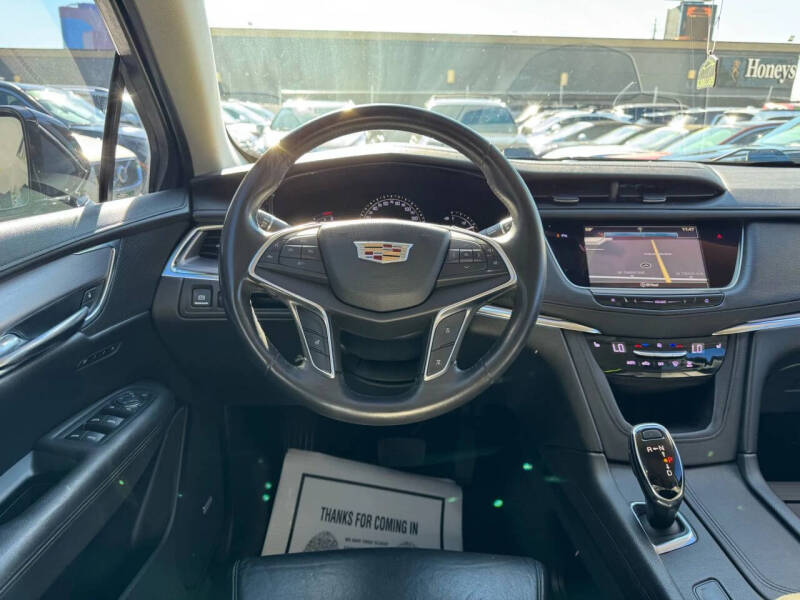 2017 Cadillac XT5 Luxury