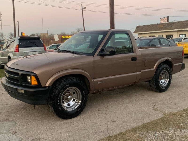 1997 Chevrolet S-10 for sale at Texas Select Autos LLC in Mckinney TX