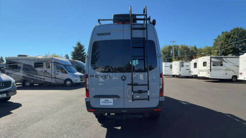 2025 Mercedes-Benz Sprinter