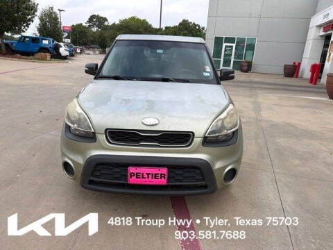 2013 Kia Soul +