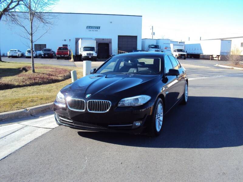 2013 BMW 5 Series for sale at ARIANA MOTORS INC in Addison IL