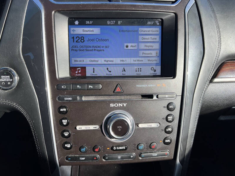 2017 Ford Explorer Platinum