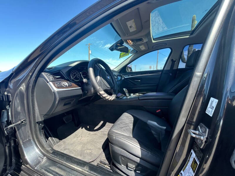 2012 BMW 5 Series 528i