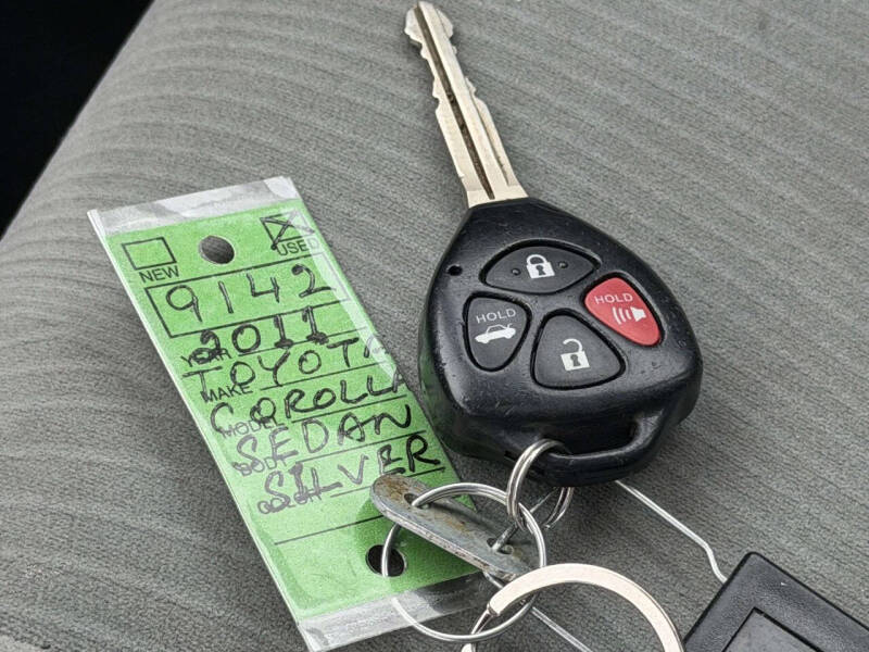 2011 Toyota Corolla LE