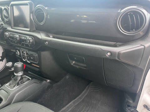 2022 Jeep Gladiator Altitude