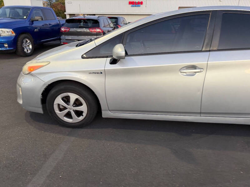 2012 Toyota Prius Two