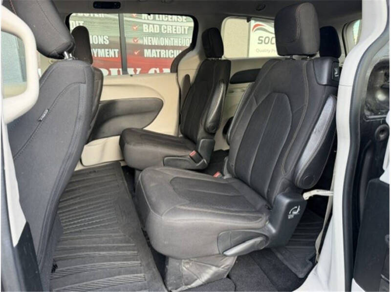 2018 Chrysler Pacifica Touring Plus