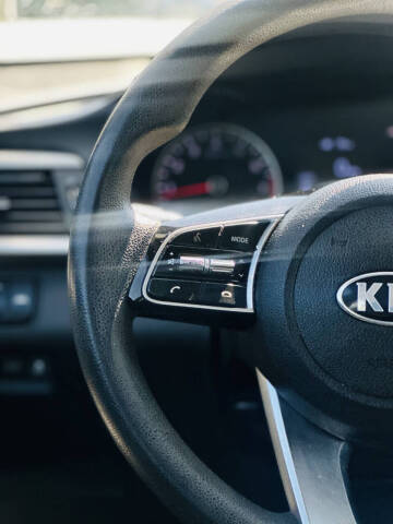 2020 Kia Optima LX