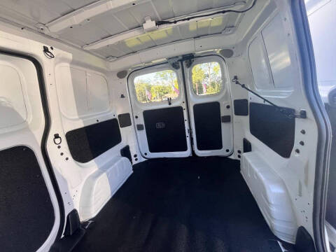 2021 Nissan NV200 S