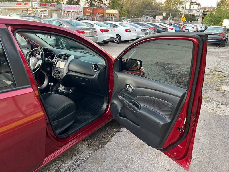 2019 Nissan Versa SV