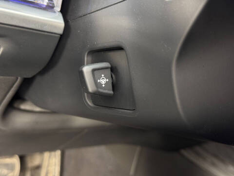 2023 BMW 7 Series 740i