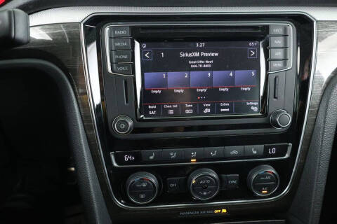 2018 Volkswagen Passat V6 SEL Premium