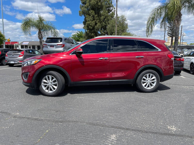 2016 Kia Sorento LX photo 3