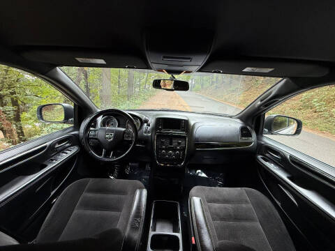 2018 Dodge Grand Caravan SE Plus