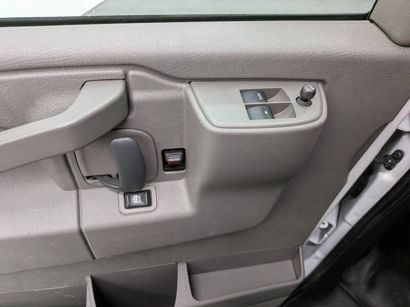 2021 Chevrolet Express 2500