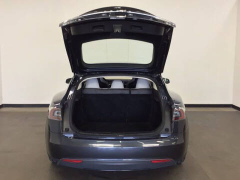 2015 Tesla Model S 70