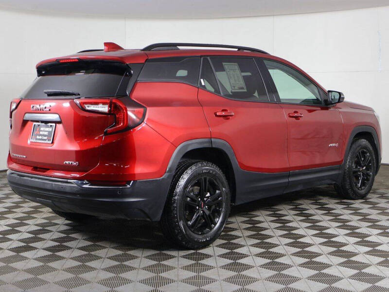 2024 GMC Terrain AT4