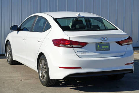 2018 Hyundai Elantra