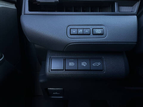 2026 Toyota bZ XLE Plus