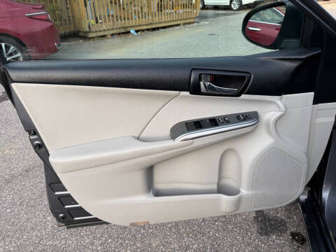 2012 Toyota Camry Hybrid XLE