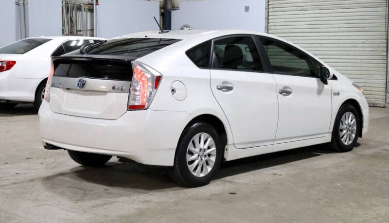 2013 Toyota Prius Plug-in Hybrid