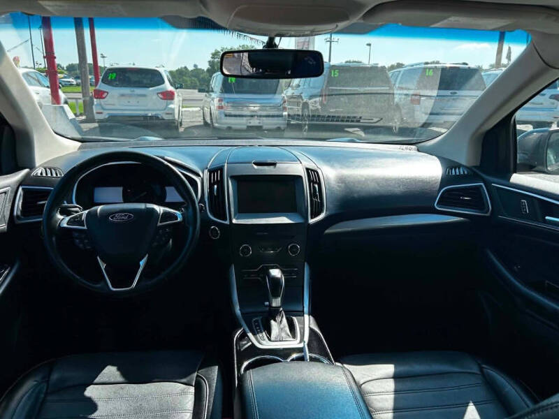 2017 Ford Edge SEL