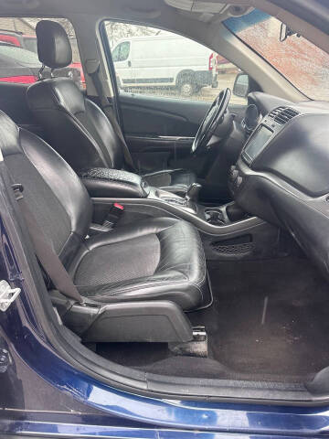 2018 Dodge Journey Crossroad