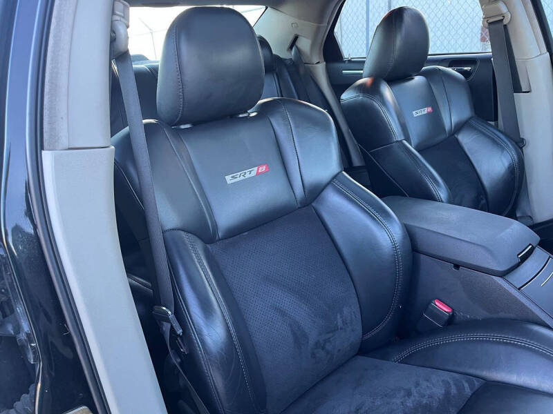 2006 Chrysler 300 SRT-8