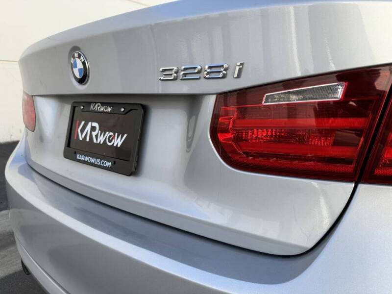 2013 BMW 3 Series 328i