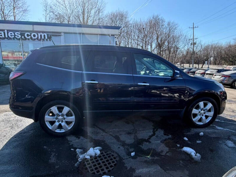 2017 Chevrolet Traverse LT