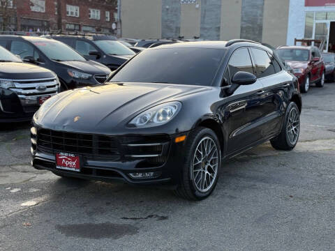 2015 Porsche Macan Turbo