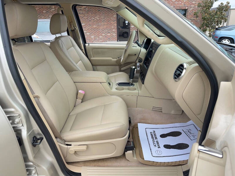 2006 Ford Explorer XLS