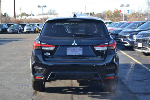 2020 Mitsubishi Outlander Sport ES