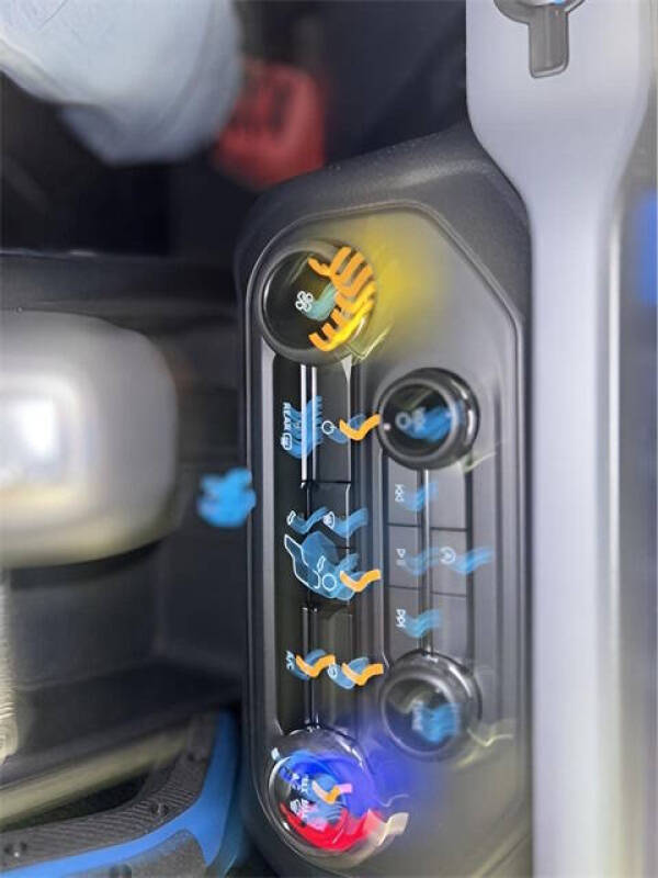 2024 Ford Bronco Black Diamond