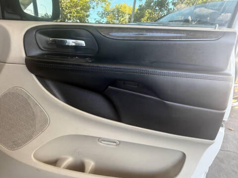 2014 Dodge Grand Caravan SXT